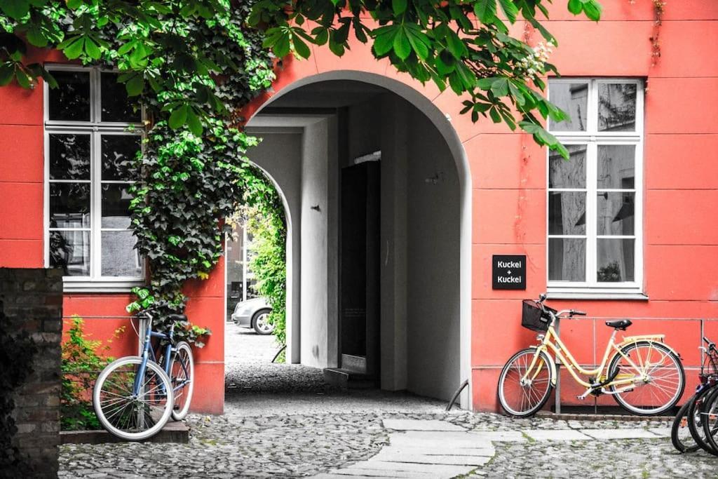 Private Apartment In The Center Of Berlin Bagian luar foto